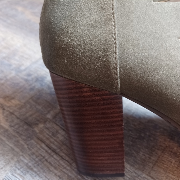 Michael Kors Elsie suede boots - Picture 6 of 7